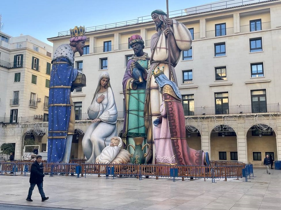 Descubre la magia navideña en España. Qué hacer y qué visitar durante estas fiestas✨