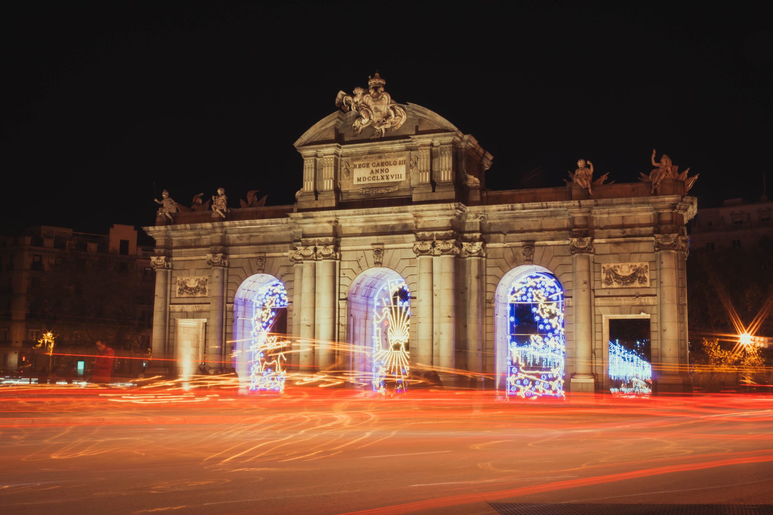 Descubre la magia navideña en España. Qué hacer y qué visitar durante estas fiestas✨